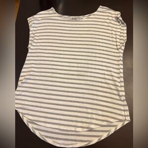 Grey and white striped top xl
